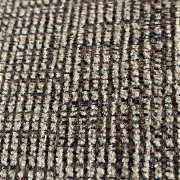 Meet your Posher, Nicole - Picture 1 of 1